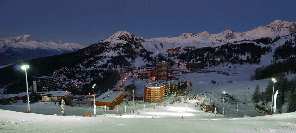 Araucaria Hotel & Spa La Plagne Exterior photo